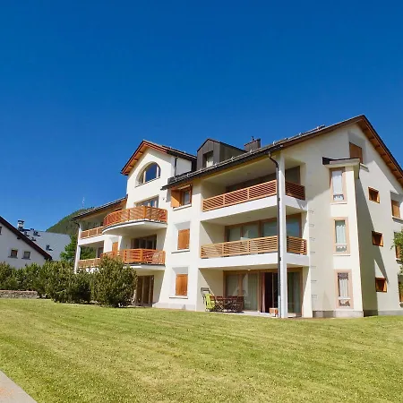 Pavrella アパート *