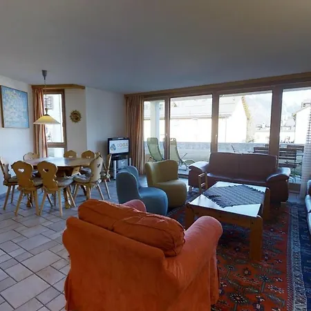 アパート Pavrella